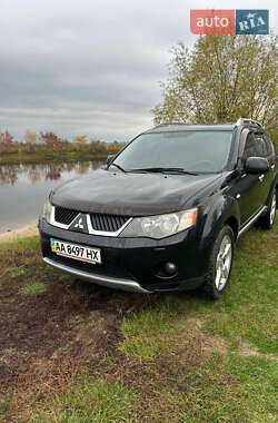 Внедорожник / Кроссовер Mitsubishi Outlander XL 2008 в 