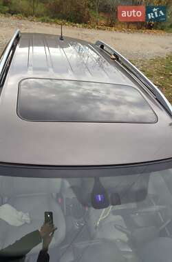 Позашляховик / Кросовер Mitsubishi Outlander XL 2010 в  фото 11 Позашляховик / Кросовер Mitsubishi Outlander XL 2010 в