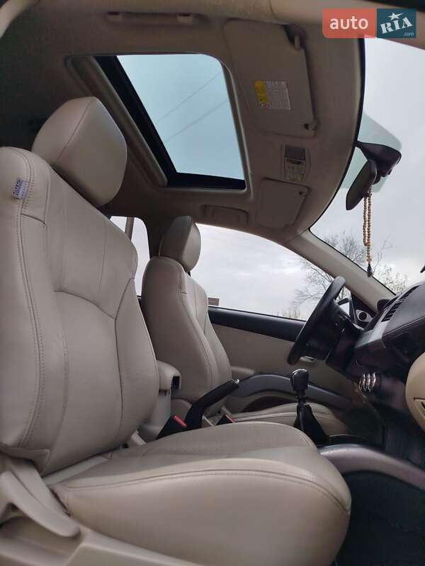 Внедорожник / Кроссовер Mitsubishi Outlander XL 2010 в Самборе фото 14 Внедорожник / Кроссовер Mitsubishi Outlander XL 2010 в Самборе
