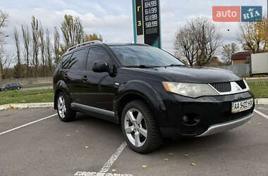 Позашляховик / Кросовер Mitsubishi Outlander XL 2008 в Києві