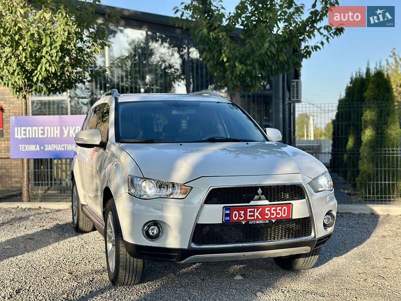 Позашляховик / Кросовер Mitsubishi Outlander XL 2011 в Вінниці фото 4 Позашляховик / Кросовер Mitsubishi Outlander XL 2011 в Вінниці