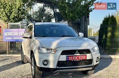 Внедорожник / Кроссовер Mitsubishi Outlander XL 2011 в 