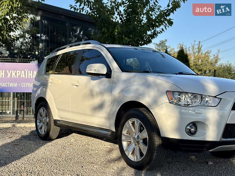 Позашляховик / Кросовер Mitsubishi Outlander XL 2011 в Вінниці фото 8 Позашляховик / Кросовер Mitsubishi Outlander XL 2011 в Вінниці