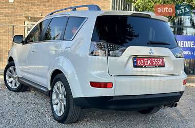 Внедорожник / Кроссовер Mitsubishi Outlander XL 2011 в 