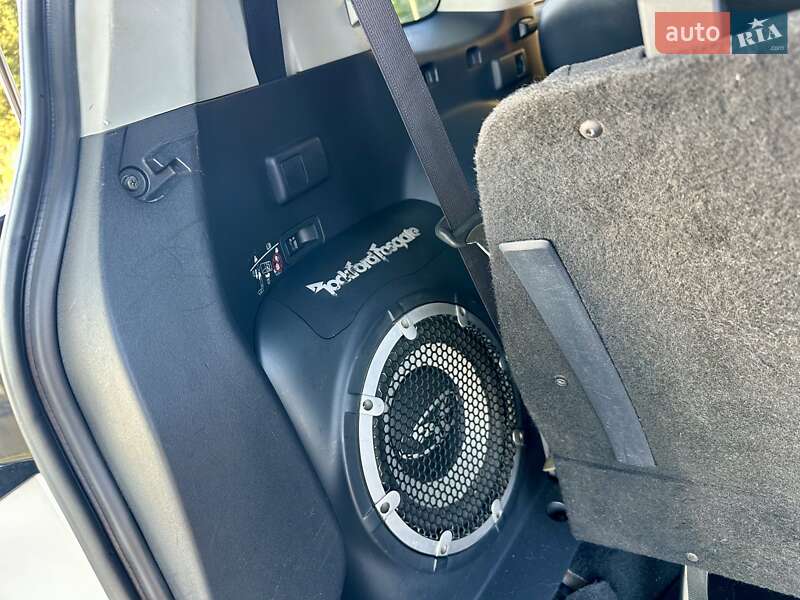 Позашляховик / Кросовер Mitsubishi Outlander XL 2011 в Вінниці фото 26 Позашляховик / Кросовер Mitsubishi Outlander XL 2011 в Вінниці