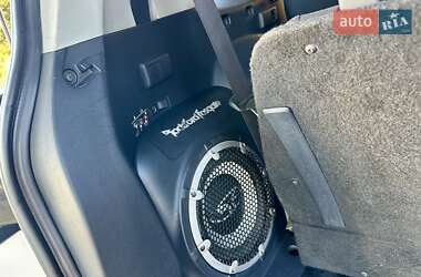 Внедорожник / Кроссовер Mitsubishi Outlander XL 2011 в 