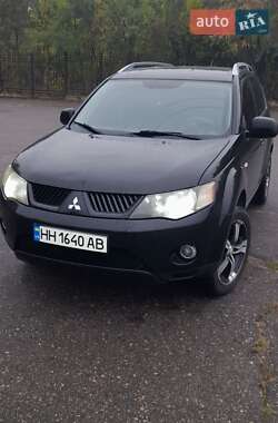 Внедорожник / Кроссовер Mitsubishi Outlander XL 2008 в Одессе