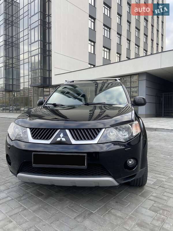 Позашляховик / Кросовер Mitsubishi Outlander XL 2008 в Дніпрі фото 2 Позашляховик / Кросовер Mitsubishi Outlander XL 2008 в Дніпрі