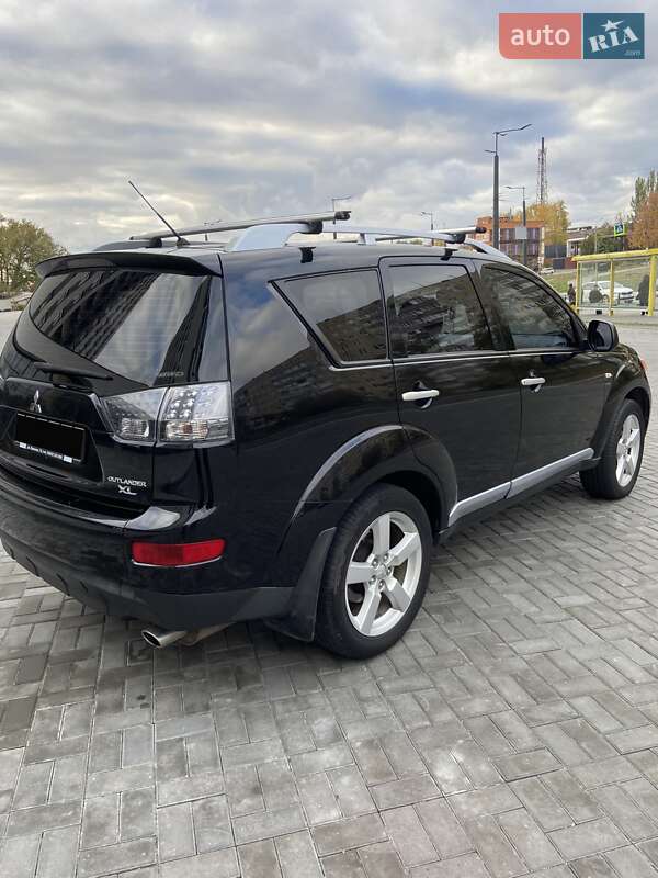 Позашляховик / Кросовер Mitsubishi Outlander XL 2008 в Дніпрі фото 15 Позашляховик / Кросовер Mitsubishi Outlander XL 2008 в Дніпрі
