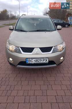 Внедорожник / Кроссовер Mitsubishi Outlander XL 2007 в Трускавце