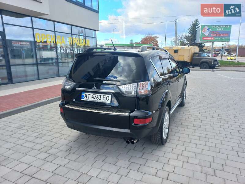 Внедорожник / Кроссовер Mitsubishi Outlander XL 2011 в Ивано-Франковске фото 6 Внедорожник / Кроссовер Mitsubishi Outlander XL 2011 в Ивано-Франковске