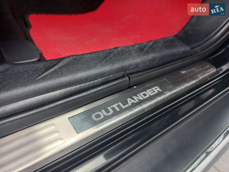 Внедорожник / Кроссовер Mitsubishi Outlander XL 2011 в Ивано-Франковске фото 19 Внедорожник / Кроссовер Mitsubishi Outlander XL 2011 в Ивано-Франковске