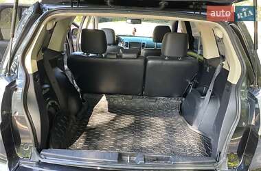 Внедорожник / Кроссовер Mitsubishi Outlander XL 2012 в 