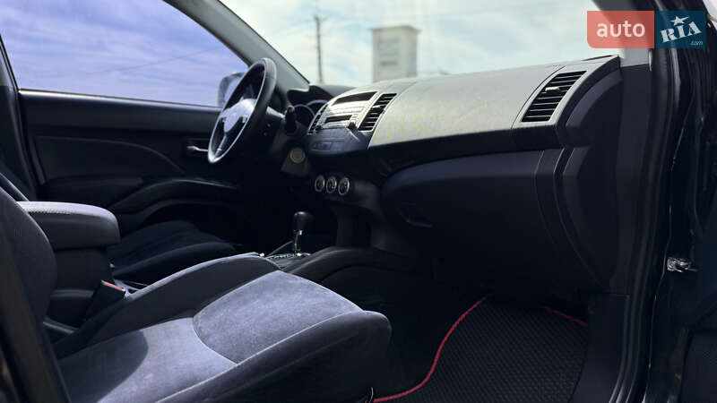 Внедорожник / Кроссовер Mitsubishi Outlander XL 2009 в Днепре фото 19 Внедорожник / Кроссовер Mitsubishi Outlander XL 2009 в Днепре