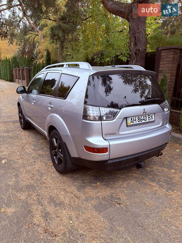 Внедорожник / Кроссовер Mitsubishi Outlander XL 2007 в Киеве фото 11 Внедорожник / Кроссовер Mitsubishi Outlander XL 2007 в Киеве