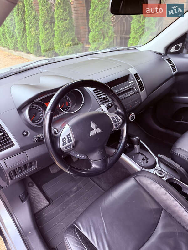 Внедорожник / Кроссовер Mitsubishi Outlander XL 2007 в Киеве фото 19 Внедорожник / Кроссовер Mitsubishi Outlander XL 2007 в Киеве