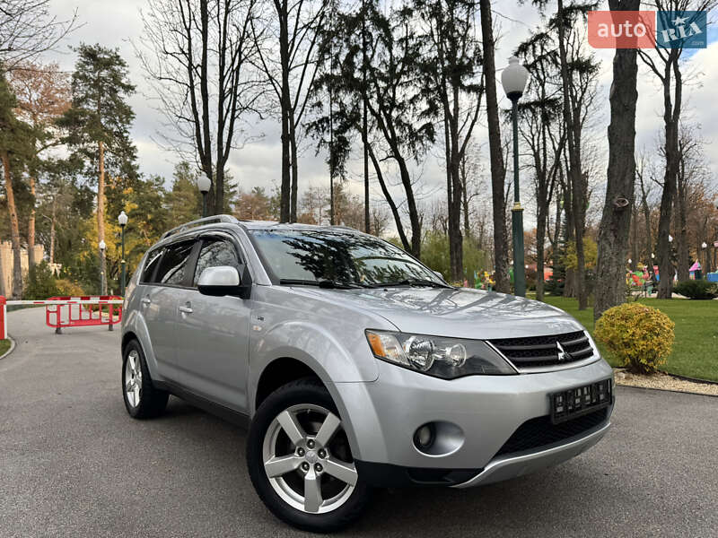 Позашляховик / Кросовер Mitsubishi Outlander XL 2008 в Харкові фото 32 Позашляховик / Кросовер Mitsubishi Outlander XL 2008 в Харкові