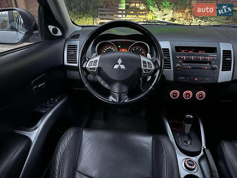 Внедорожник / Кроссовер Mitsubishi Outlander XL 2007 в Киеве фото 33 Внедорожник / Кроссовер Mitsubishi Outlander XL 2007 в Киеве