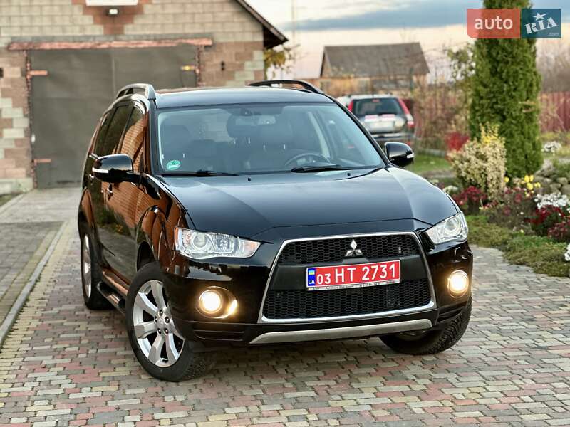 Внедорожник / Кроссовер Mitsubishi Outlander XL 2012 в Владимирце фото 4 Внедорожник / Кроссовер Mitsubishi Outlander XL 2012 в Владимирце