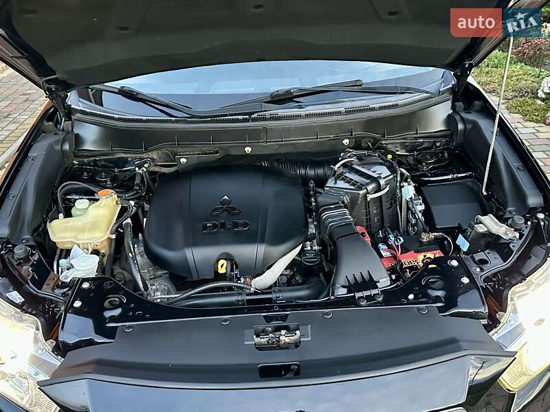 Внедорожник / Кроссовер Mitsubishi Outlander XL 2012 в Владимирце фото 44 Внедорожник / Кроссовер Mitsubishi Outlander XL 2012 в Владимирце