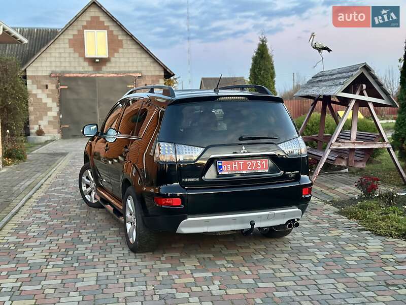 Внедорожник / Кроссовер Mitsubishi Outlander XL 2012 в Владимирце фото 5 Внедорожник / Кроссовер Mitsubishi Outlander XL 2012 в Владимирце
