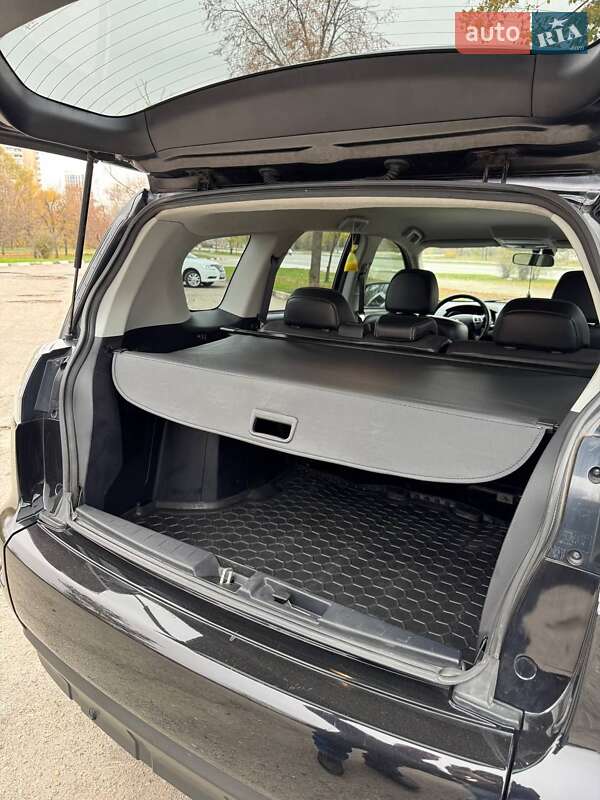 Позашляховик / Кросовер Mitsubishi Outlander XL 2011 в Запоріжжі фото 13 Позашляховик / Кросовер Mitsubishi Outlander XL 2011 в Запоріжжі