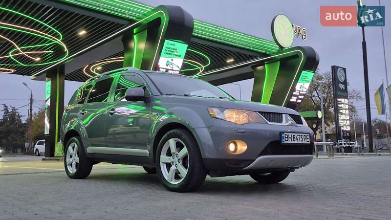 Позашляховик / Кросовер Mitsubishi Outlander XL 2007 в Одесі фото 24 Позашляховик / Кросовер Mitsubishi Outlander XL 2007 в Одесі