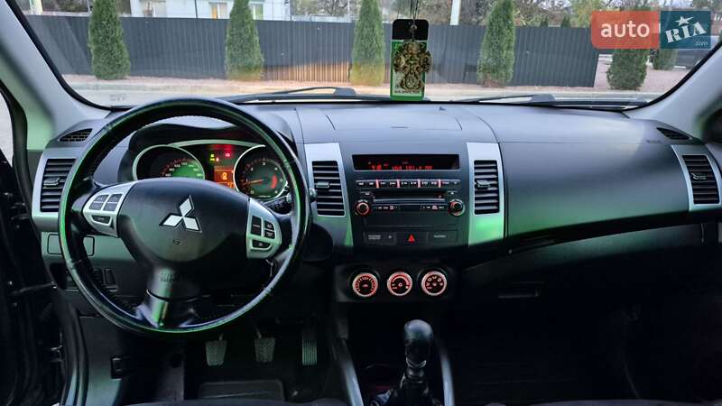 Позашляховик / Кросовер Mitsubishi Outlander XL 2007 в Одесі фото 32 Позашляховик / Кросовер Mitsubishi Outlander XL 2007 в Одесі