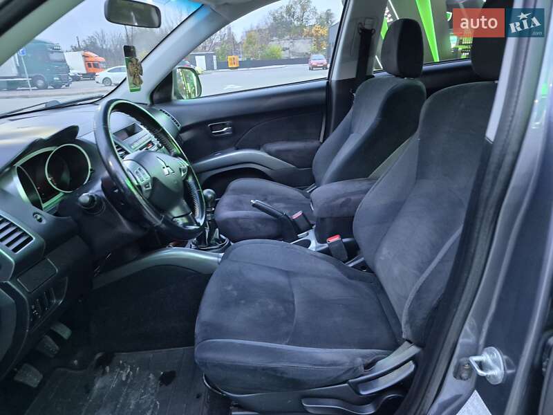 Позашляховик / Кросовер Mitsubishi Outlander XL 2007 в Одесі фото 37 Позашляховик / Кросовер Mitsubishi Outlander XL 2007 в Одесі