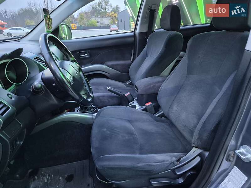 Позашляховик / Кросовер Mitsubishi Outlander XL 2007 в Одесі фото 47 Позашляховик / Кросовер Mitsubishi Outlander XL 2007 в Одесі