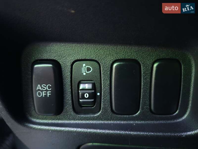 Позашляховик / Кросовер Mitsubishi Outlander XL 2007 в Одесі фото 52 Позашляховик / Кросовер Mitsubishi Outlander XL 2007 в Одесі