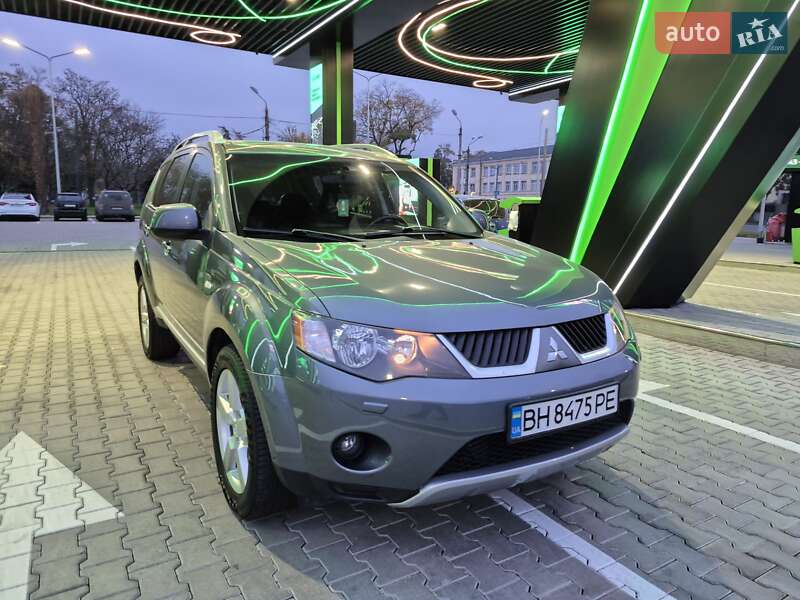 Позашляховик / Кросовер Mitsubishi Outlander XL 2007 в Одесі фото 63 Позашляховик / Кросовер Mitsubishi Outlander XL 2007 в Одесі