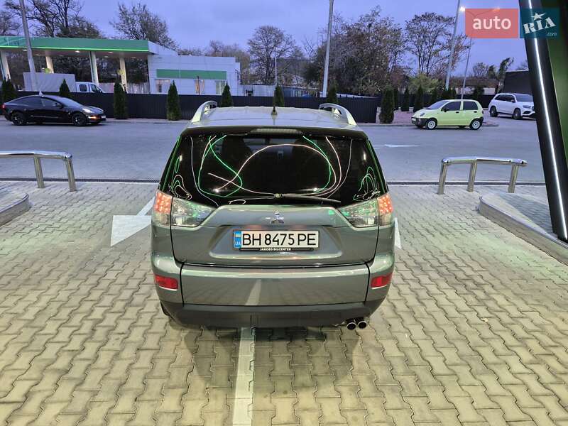 Позашляховик / Кросовер Mitsubishi Outlander XL 2007 в Одесі фото 79 Позашляховик / Кросовер Mitsubishi Outlander XL 2007 в Одесі