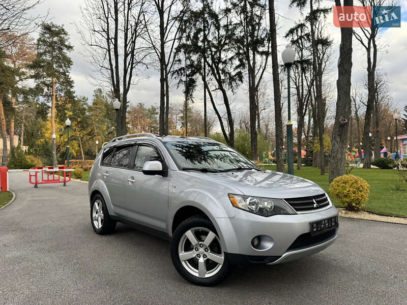 Внедорожник / Кроссовер Mitsubishi Outlander XL 2008 в Харькове