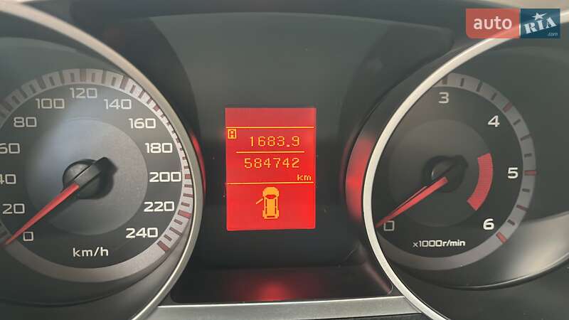 Внедорожник / Кроссовер Mitsubishi Outlander XL 2008 в Одессе фото 7 Внедорожник / Кроссовер Mitsubishi Outlander XL 2008 в Одессе