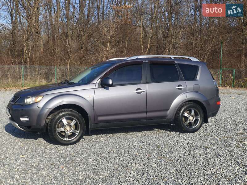 Внедорожник / Кроссовер Mitsubishi Outlander XL 2008 в Львове фото 7 Внедорожник / Кроссовер Mitsubishi Outlander XL 2008 в Львове