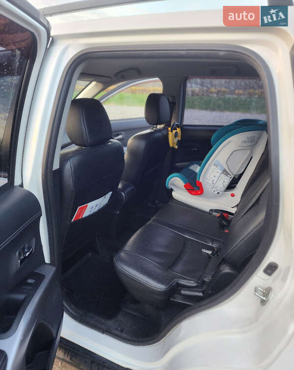 Внедорожник / Кроссовер Mitsubishi Outlander XL 2011 в Буче фото 17 Внедорожник / Кроссовер Mitsubishi Outlander XL 2011 в Буче