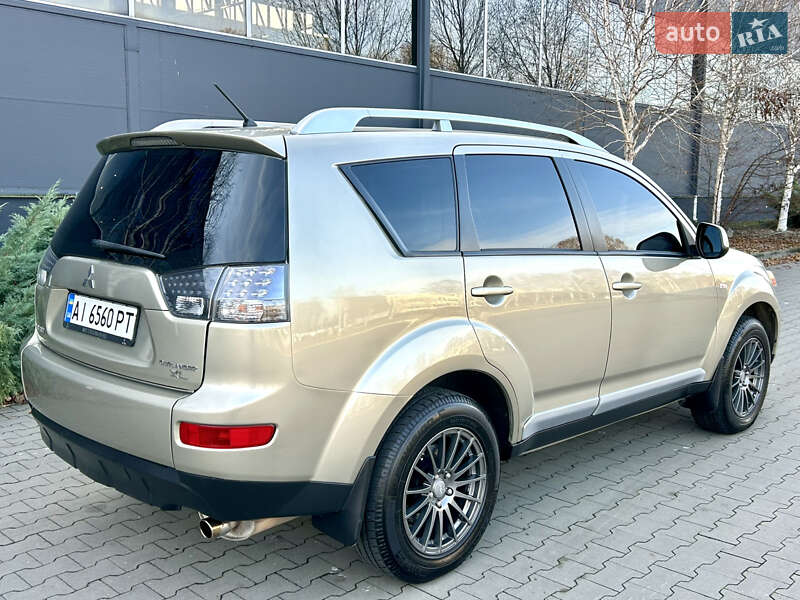 Внедорожник / Кроссовер Mitsubishi Outlander XL 2008 в Белой Церкви