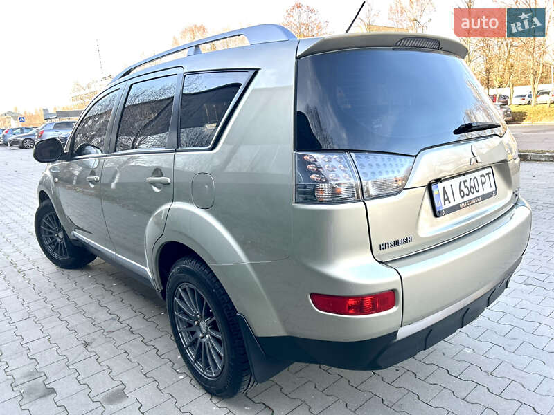 Внедорожник / Кроссовер Mitsubishi Outlander XL 2008 в Белой Церкви