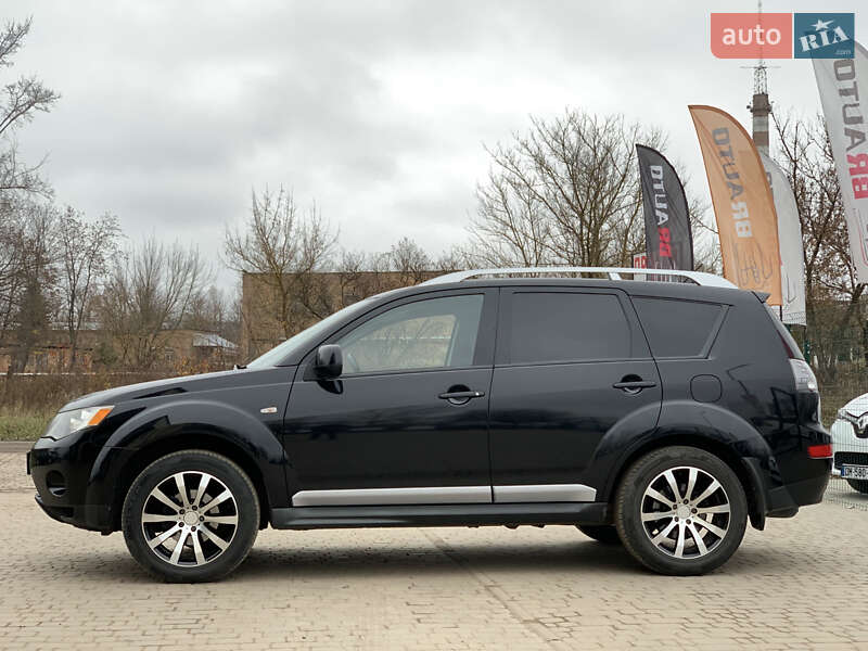Позашляховик / Кросовер Mitsubishi Outlander XL 2009 в Бердичеві фото 12 Позашляховик / Кросовер Mitsubishi Outlander XL 2009 в Бердичеві