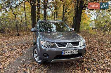Внедорожник / Кроссовер Mitsubishi Outlander XL 2008 в Мурованых Куриловцах