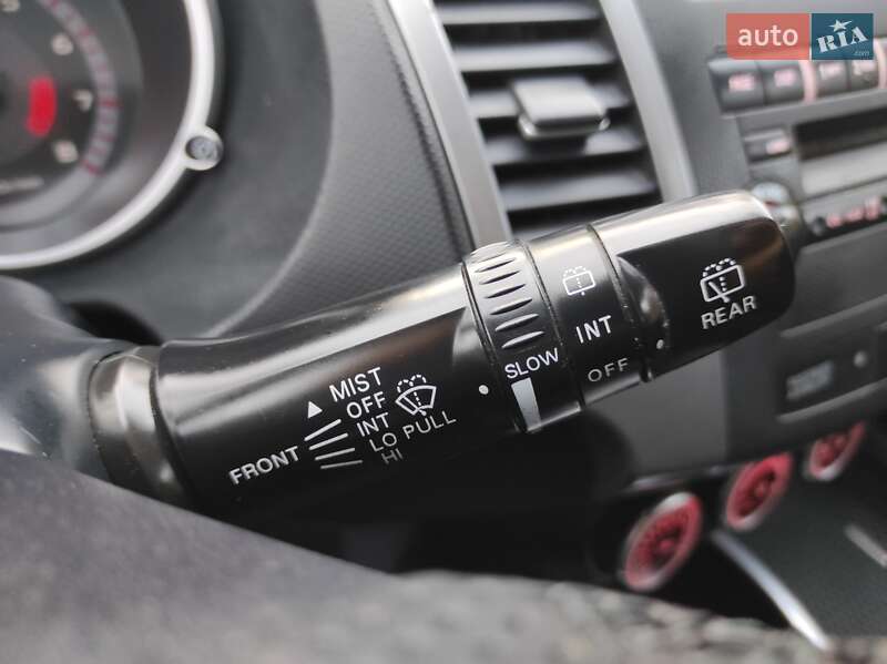 Внедорожник / Кроссовер Mitsubishi Outlander XL 2007 в Хмельницком