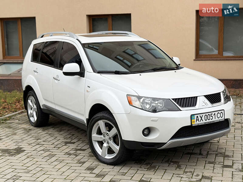 Внедорожник / Кроссовер Mitsubishi Outlander XL 2008 в Харькове