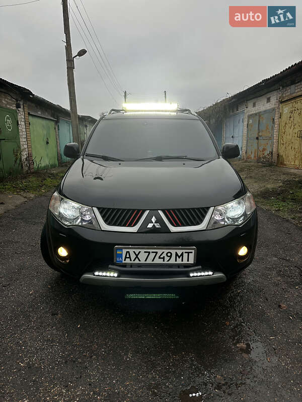 Внедорожник / Кроссовер Mitsubishi Outlander XL 2007 в Харькове фото 3 Внедорожник / Кроссовер Mitsubishi Outlander XL 2007 в Харькове
