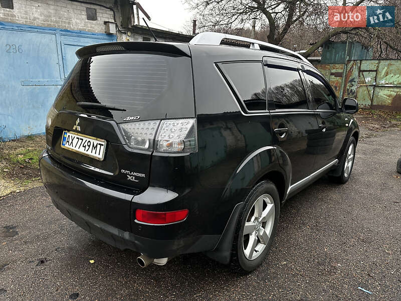 Внедорожник / Кроссовер Mitsubishi Outlander XL 2007 в Харькове фото 8 Внедорожник / Кроссовер Mitsubishi Outlander XL 2007 в Харькове