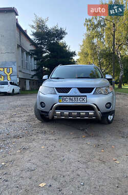 Внедорожник / Кроссовер Mitsubishi Outlander XL 2009 в Дрогобыче