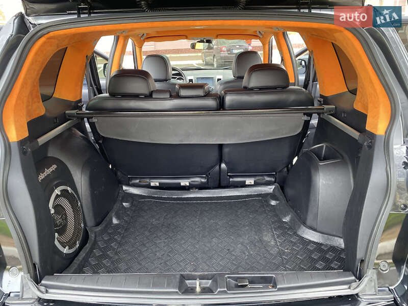 Позашляховик / Кросовер Mitsubishi Outlander XL 2008 в Одесі