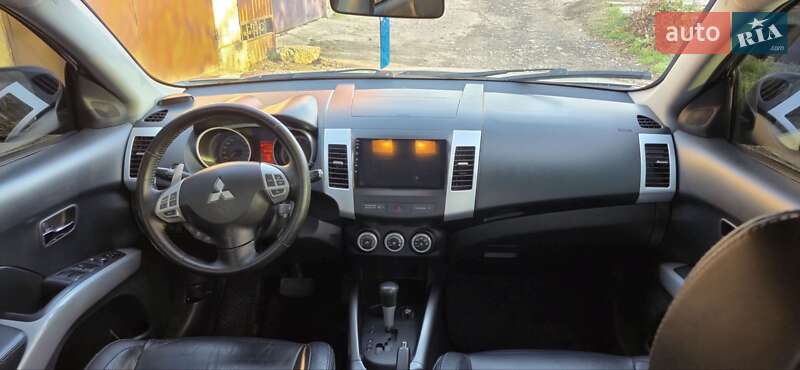 Внедорожник / Кроссовер Mitsubishi Outlander XL 2007 в Запорожье фото 13 Внедорожник / Кроссовер Mitsubishi Outlander XL 2007 в Запорожье