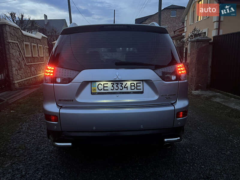 Внедорожник / Кроссовер Mitsubishi Outlander XL 2007 в Черновцах