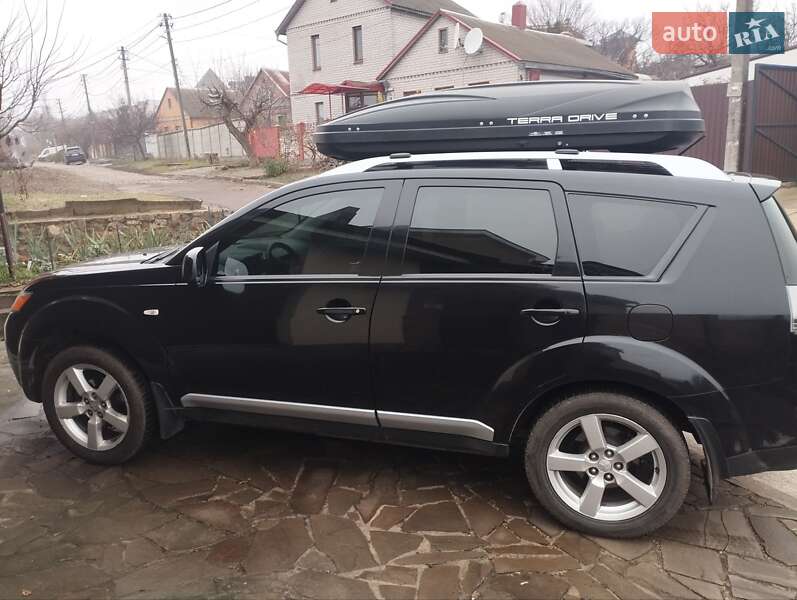 Позашляховик / Кросовер Mitsubishi Outlander XL 2008 в Дніпрі